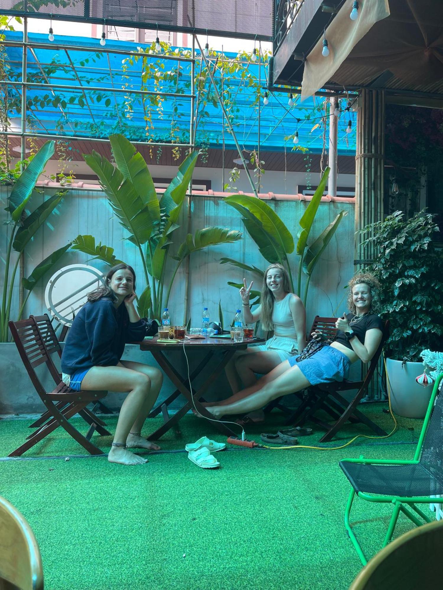 Michoc Homestay - Hostel Ниньбинь Экстерьер фото